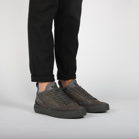 YG15 SNEAKERS 43